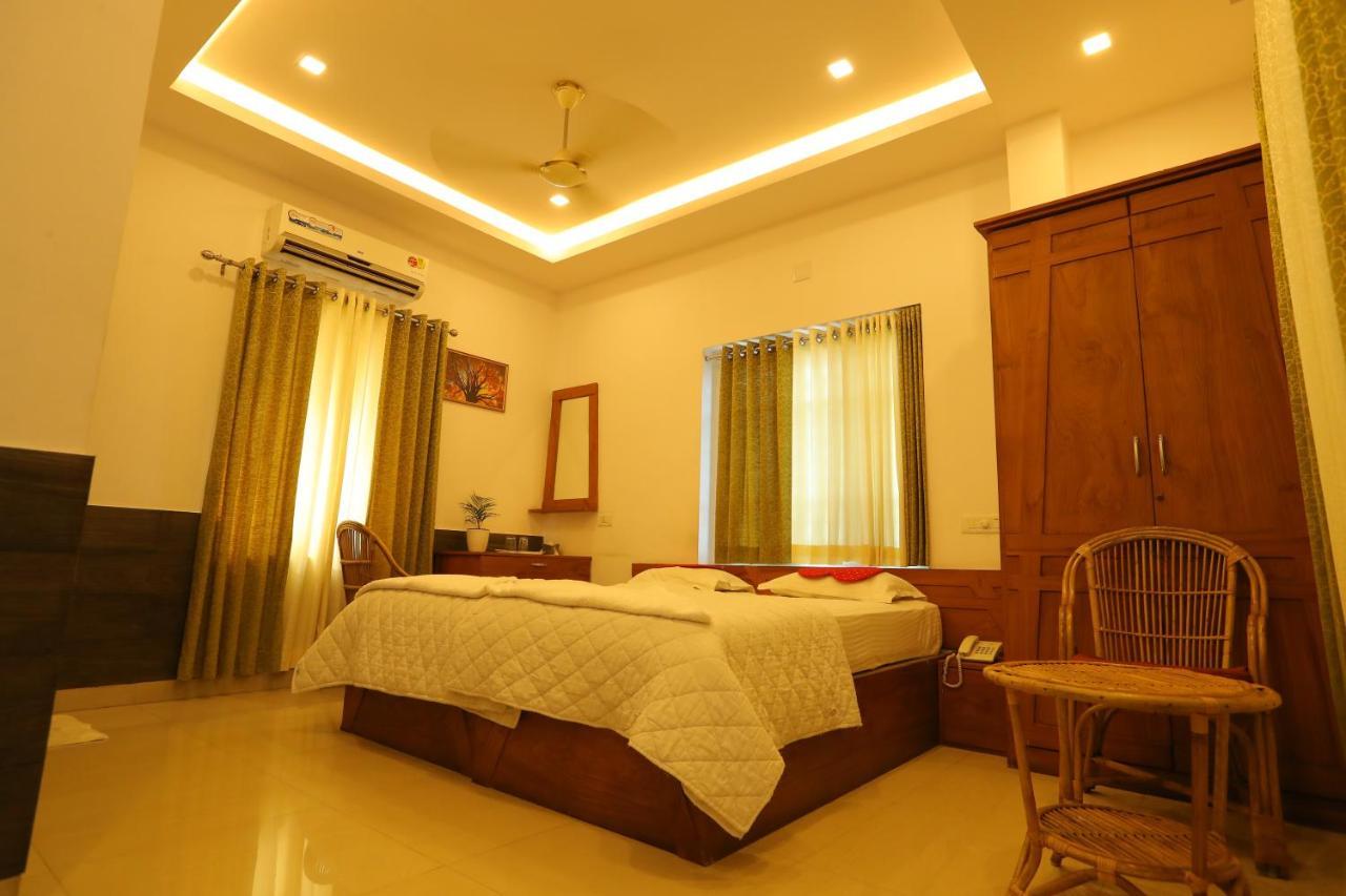 Sapphire Inn Nedumbassery Exteriér fotografie