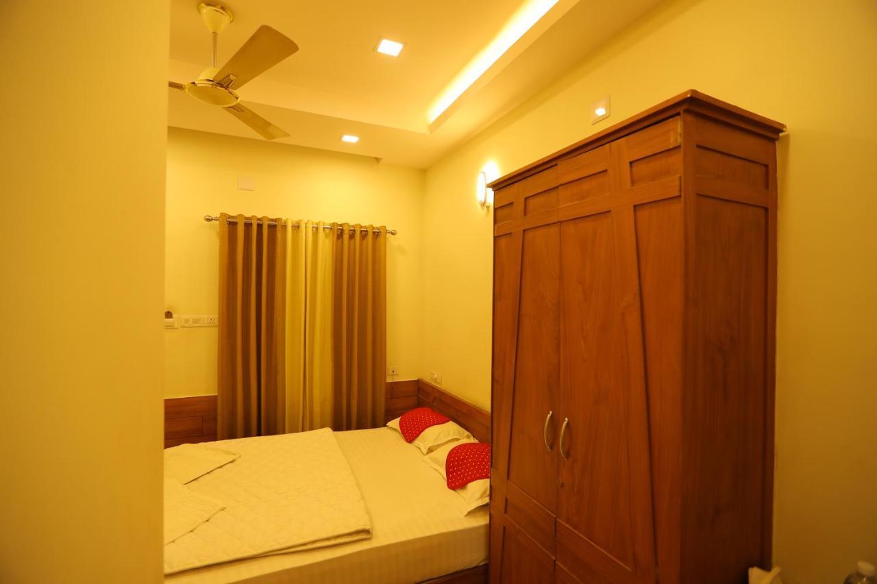 Sapphire Inn Nedumbassery Exteriér fotografie
