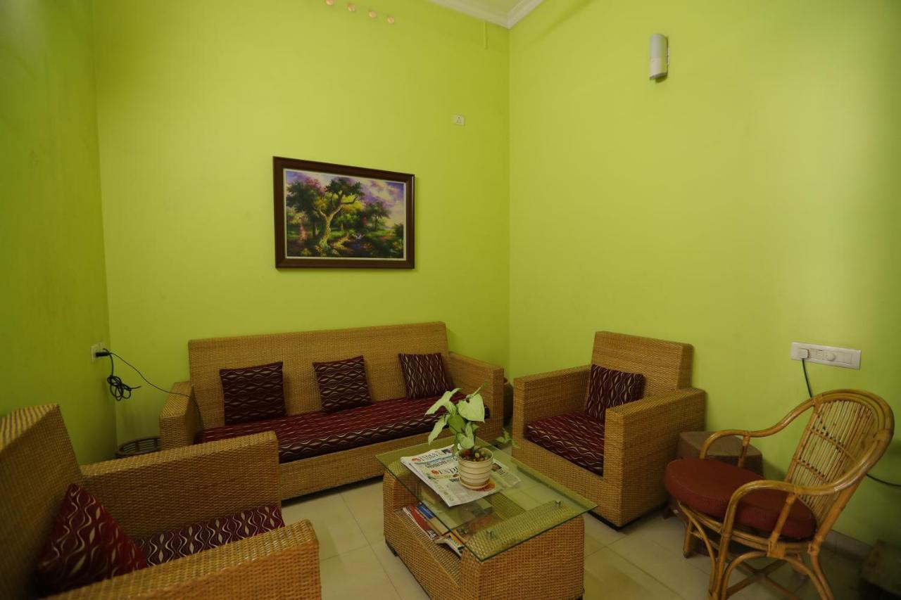 Sapphire Inn Nedumbassery Exteriér fotografie
